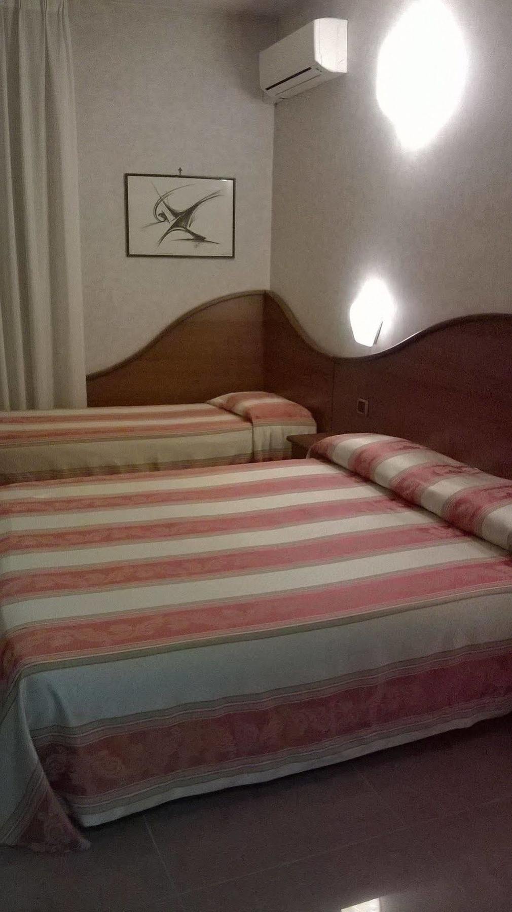 Hotel Cavour Verona Bagian luar foto