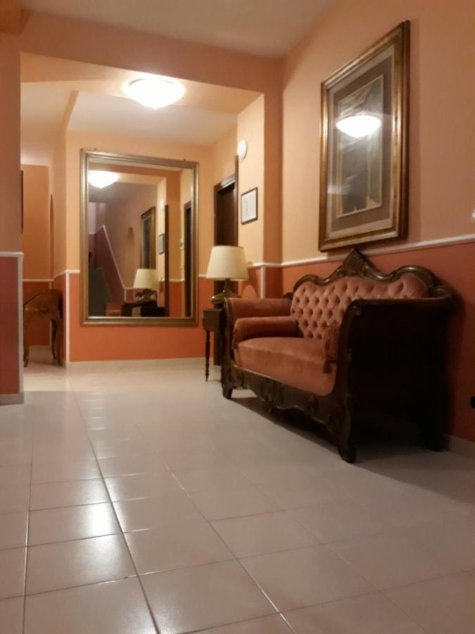 Hotel Cavour Verona Bagian luar foto