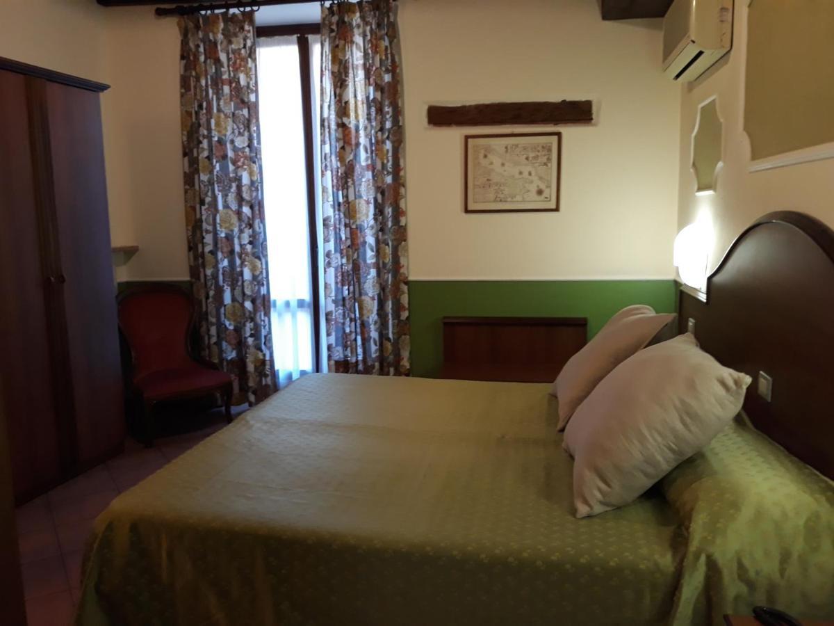 Hotel Cavour Verona Bagian luar foto