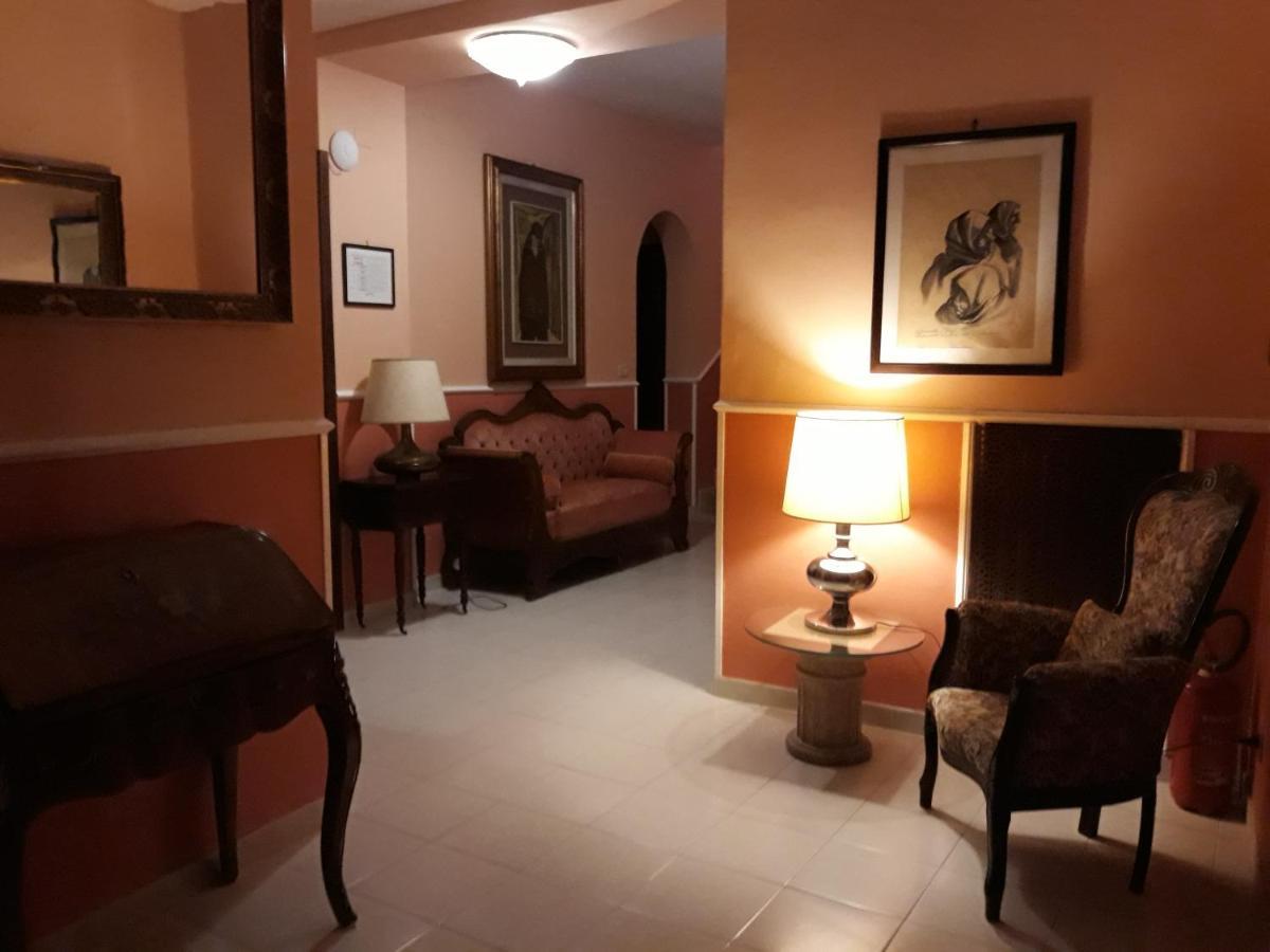 Hotel Cavour Verona Bagian luar foto